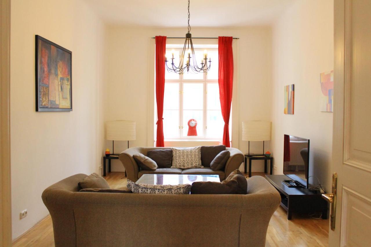 Beautiful Apartments In The City Center Prága Kültér fotó