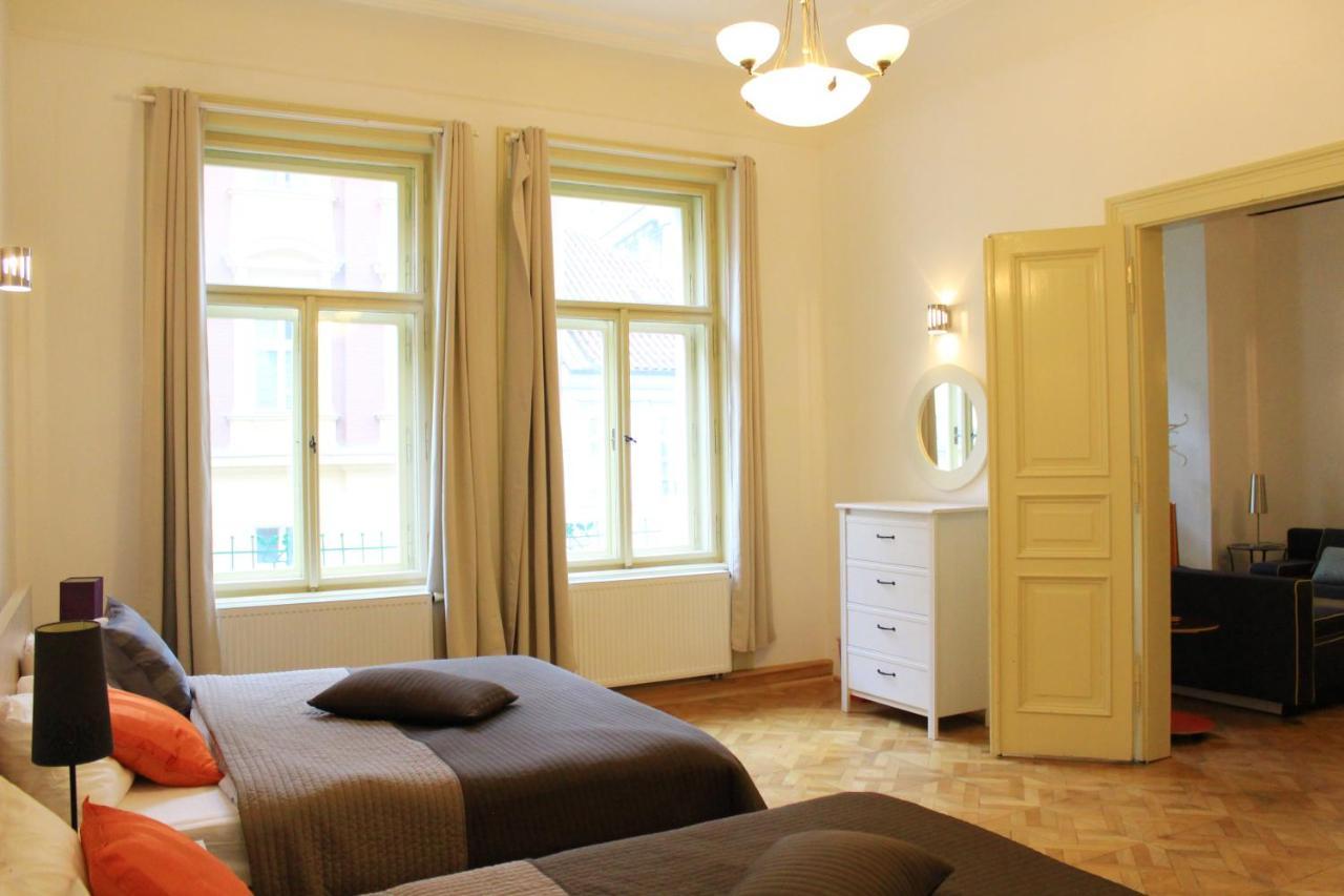 Beautiful Apartments In The City Center Prága Kültér fotó