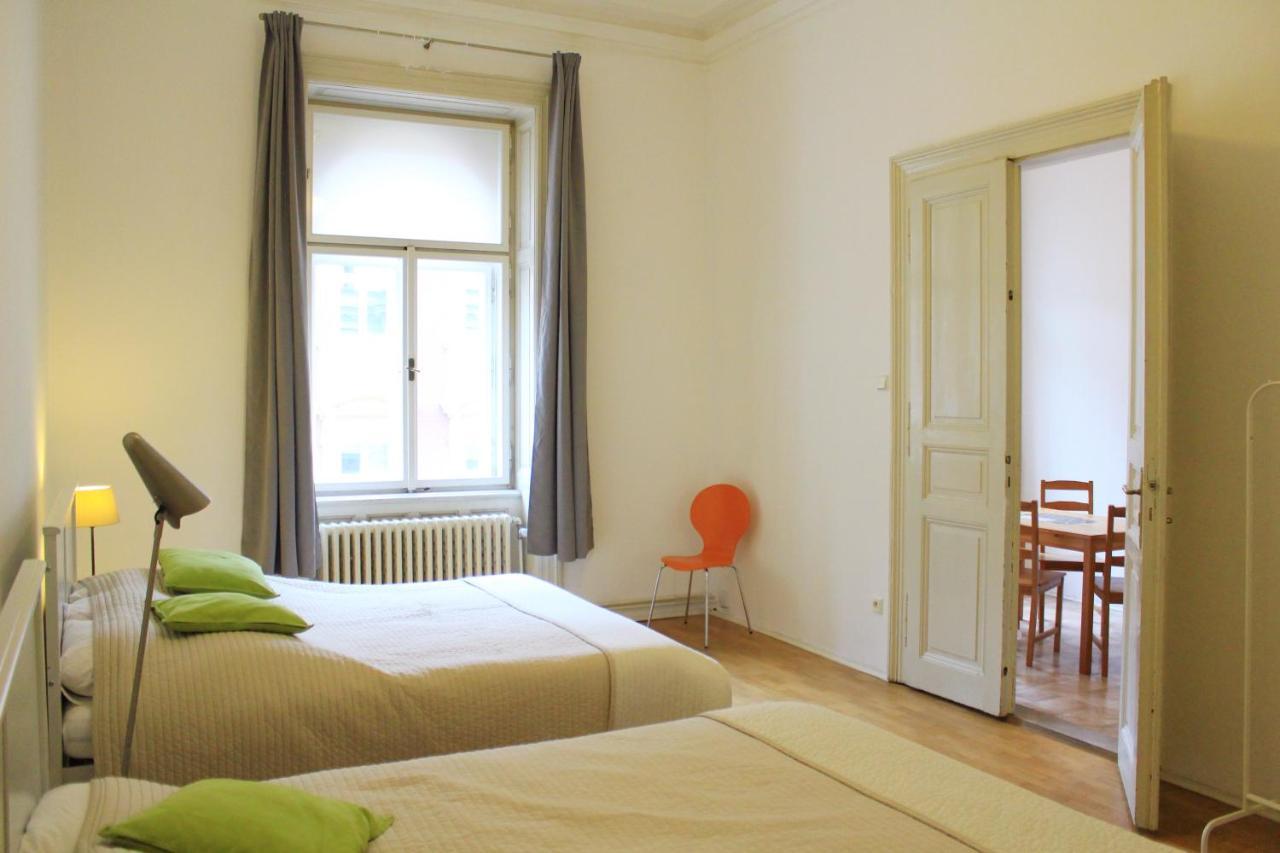 Beautiful Apartments In The City Center Prága Kültér fotó