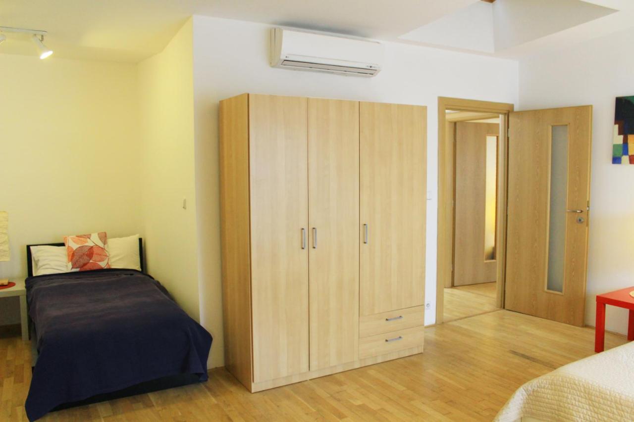 Beautiful Apartments In The City Center Prága Kültér fotó